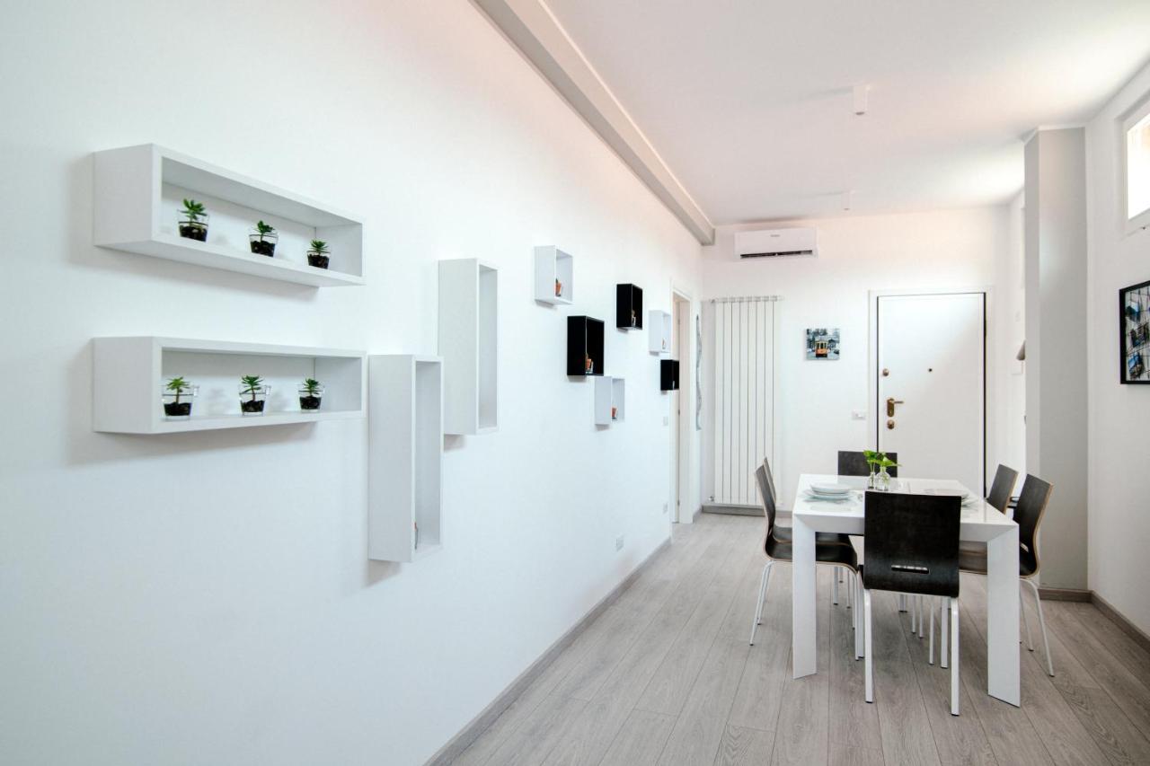 Bright Home - The House Of Travelers Комо Экстерьер фото